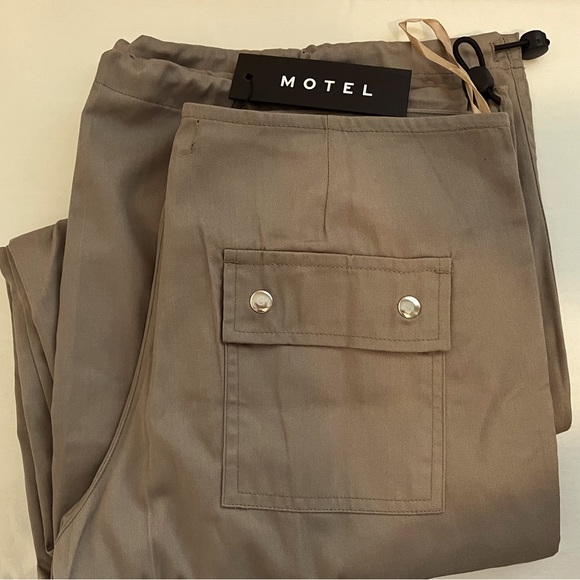 taupe cargo trousers - Picture 3 of 3